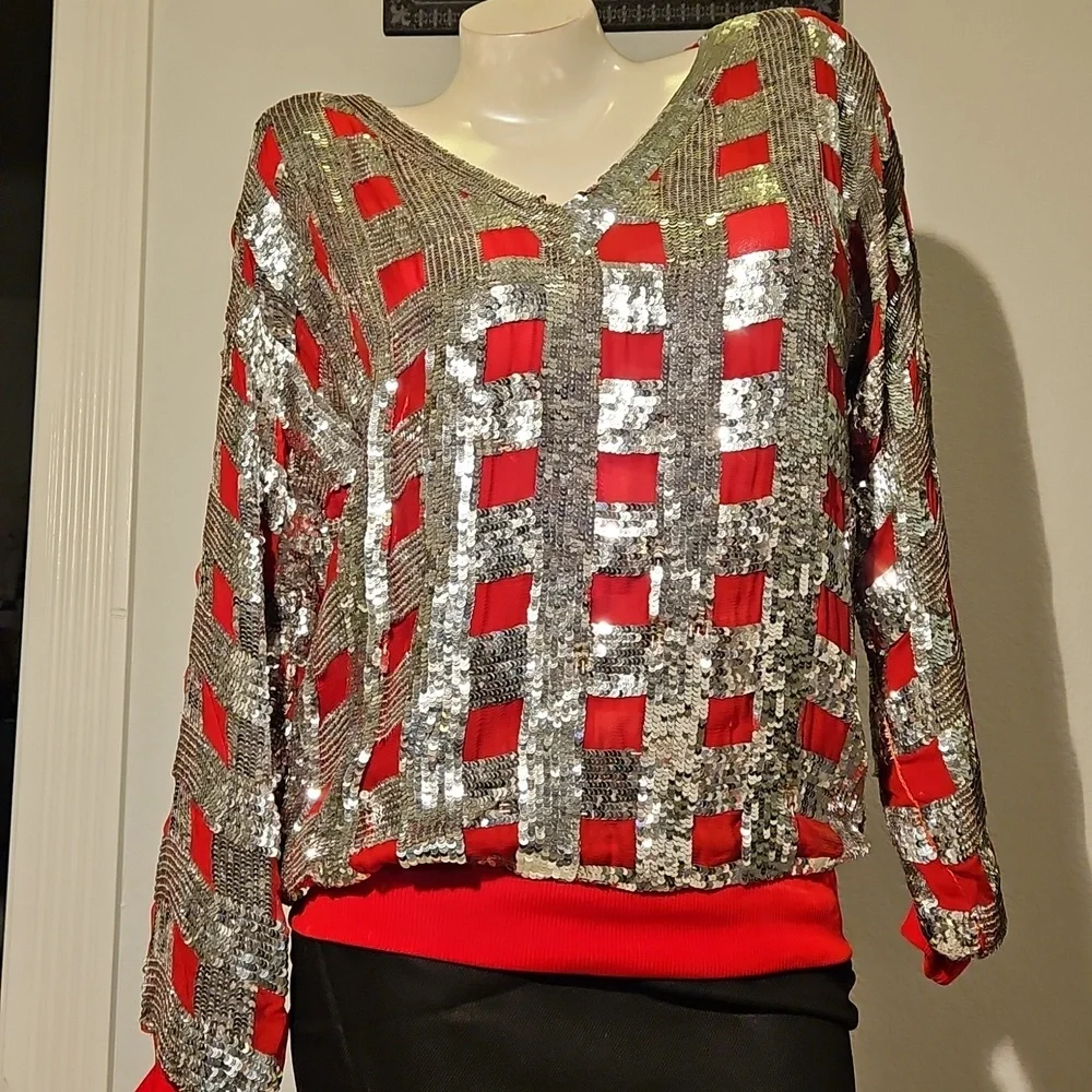 Jenny Gidding Red & Silver Sequin Top - Picture 3 of 4